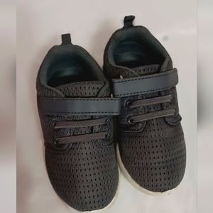 Toddlers Hiitave sz 7.5, girls/boys walkerable light weight mesh uppers
